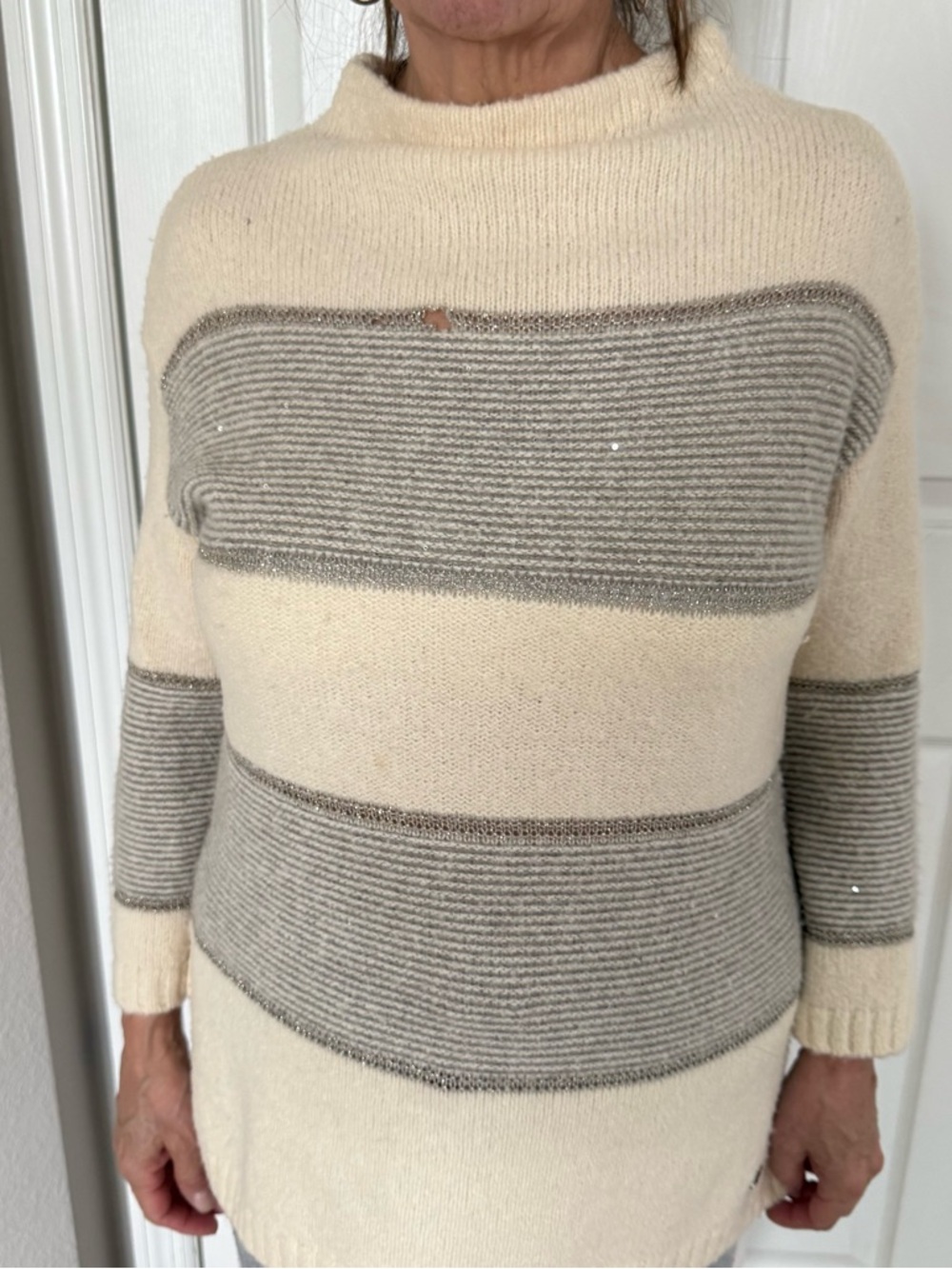 St. John Cashmere Wool Cream and Gray Metallic Striped Knit Scoop Neck Sweater